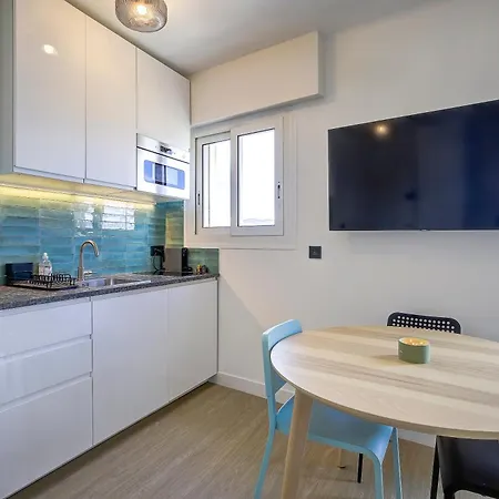 Apartment Magnifique Le Dauphin 50m Des Plages